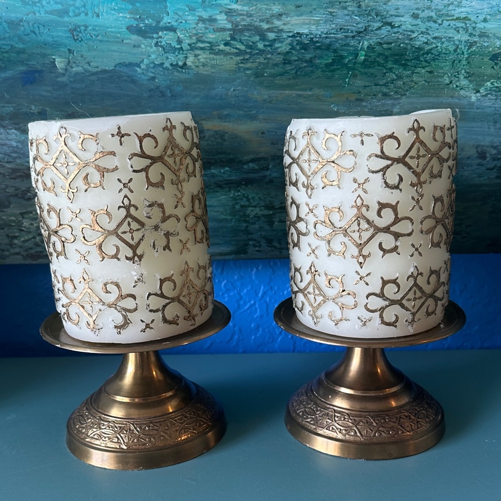 From London Elegant Gold Candle Holders